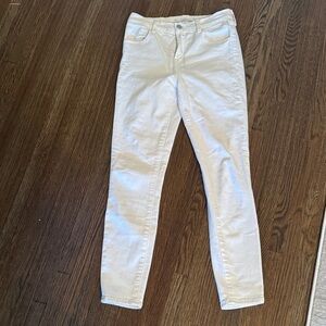 J Brand White Skinny Jeans - Classic Slim Fit